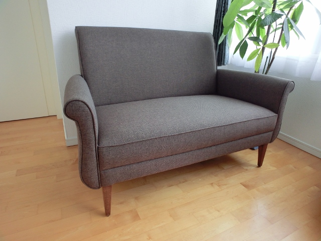 Boris sofa 2 seater Custom  w-50mm D+50mm Beachcomber